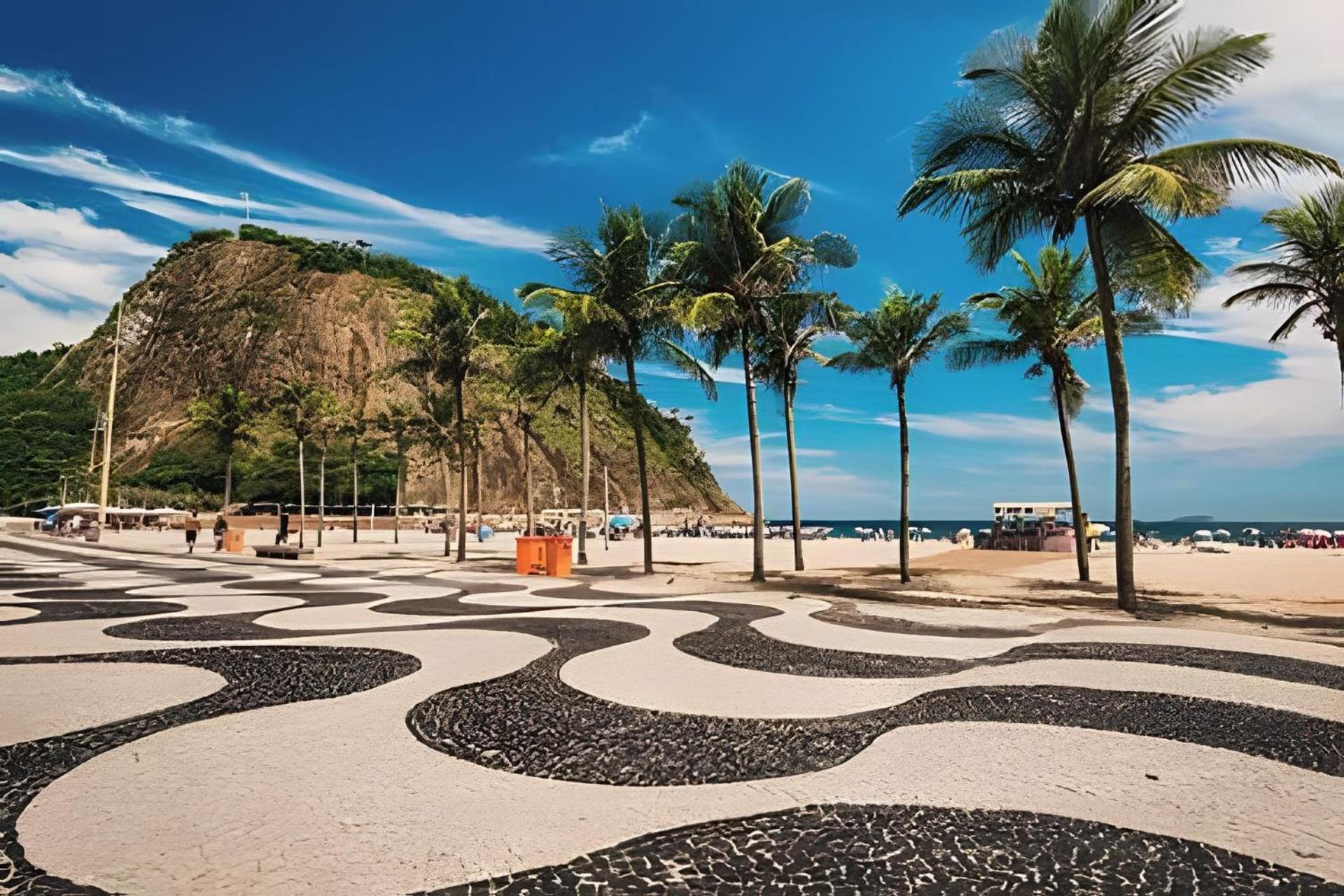 Apartamento Magnifico Mezanino Recem-reformado 2min. Rio de Janeiro